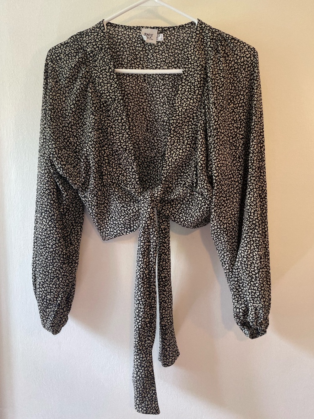 Princess Polly black and white wrap top blouse size 2/ S